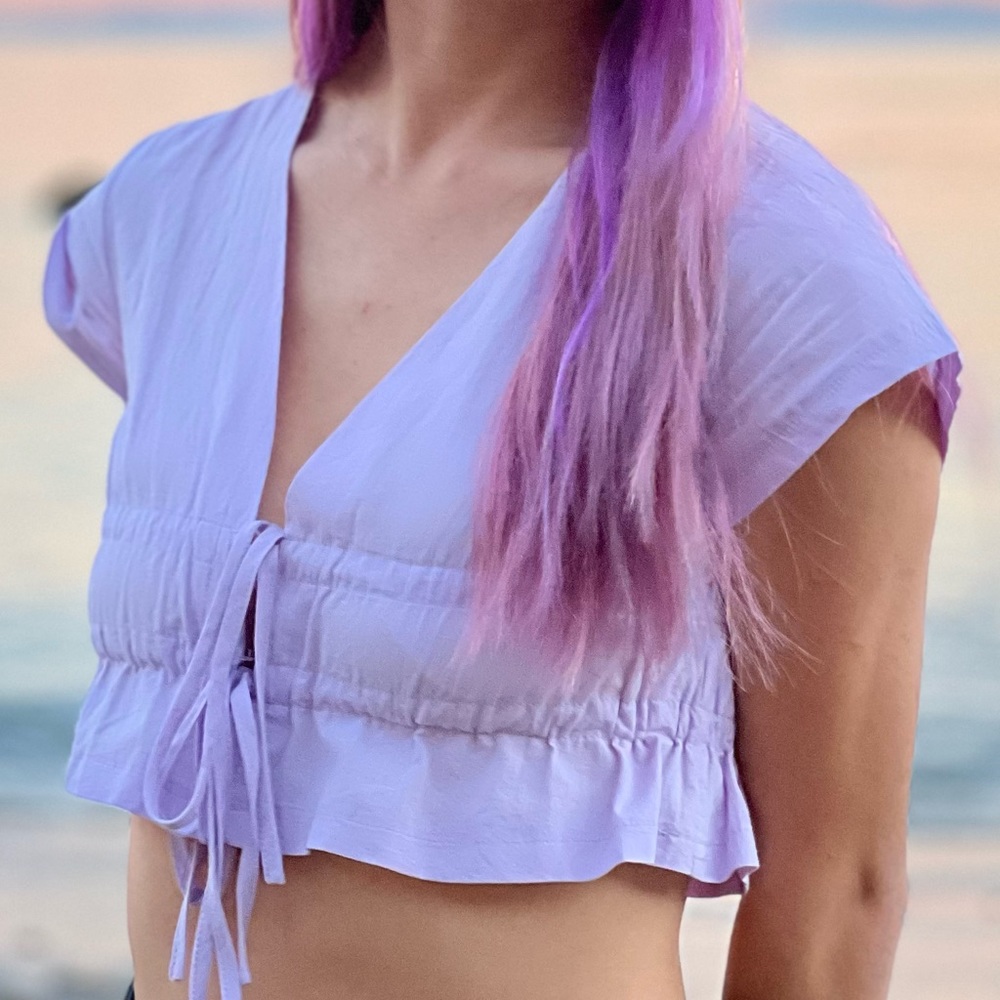 Light lilac lavender tie front baby tee